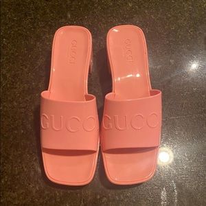 BRAND NEW SANDALS